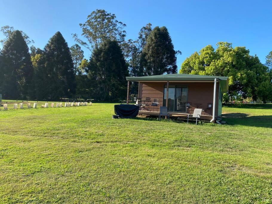 Pinbarren Green Lodges Noosa Екстер'єр фото