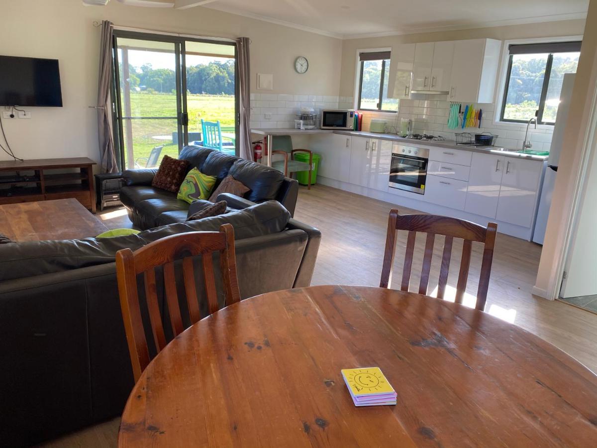 Pinbarren Green Lodges Noosa Екстер'єр фото